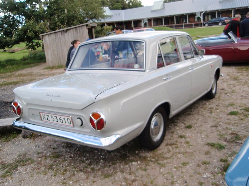 Cortina MK 1 113E